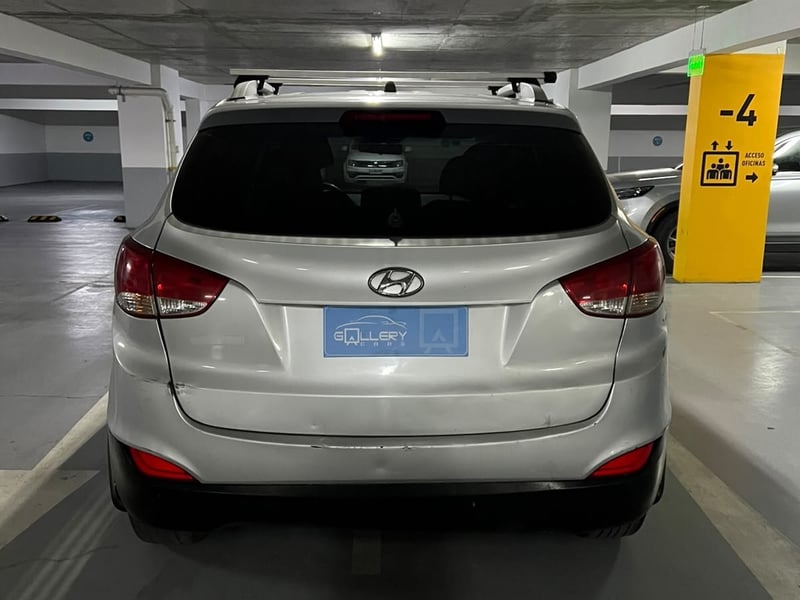 Hyundai TUCSON GL 2.0 CRDI 2015 - Imagen 6 de 10