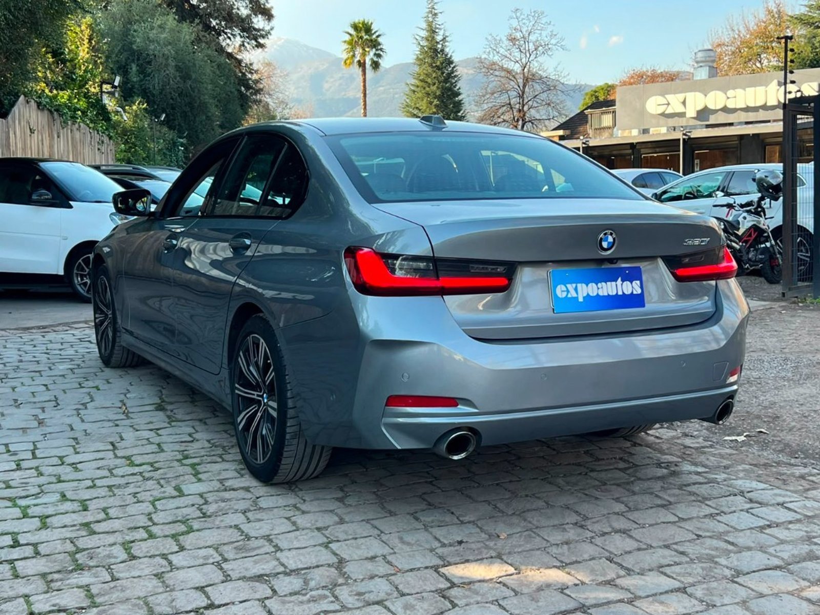 BMW 320 DYNAMIC 2.0 AT 2023 - Imagen 6 de 10