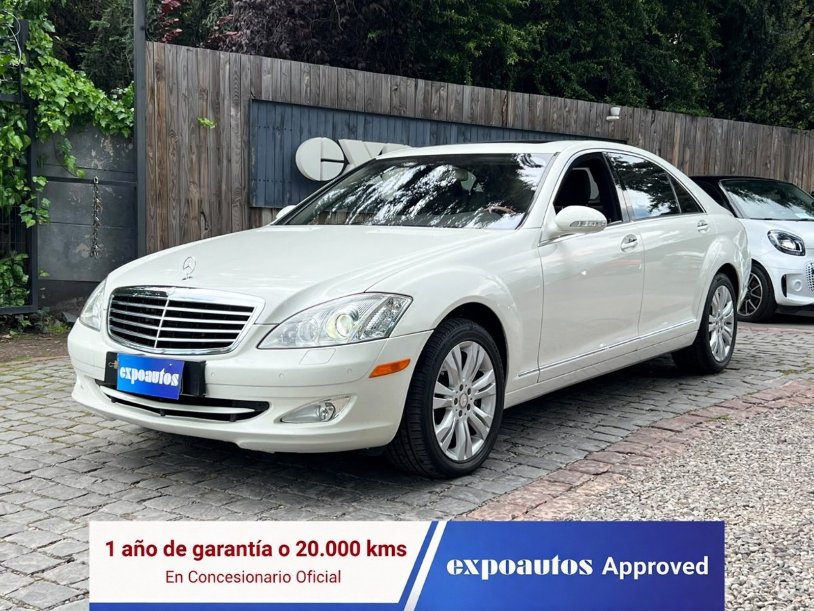 Mercedes-Benz S550 4MATIC V8 5.5 2010 - Foto 3 de 10
