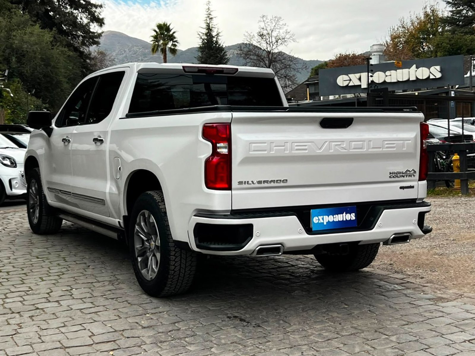 Chevrolet SILVERADO HIGH COUNTRY 3.0 2025 - Foto 4 de 10