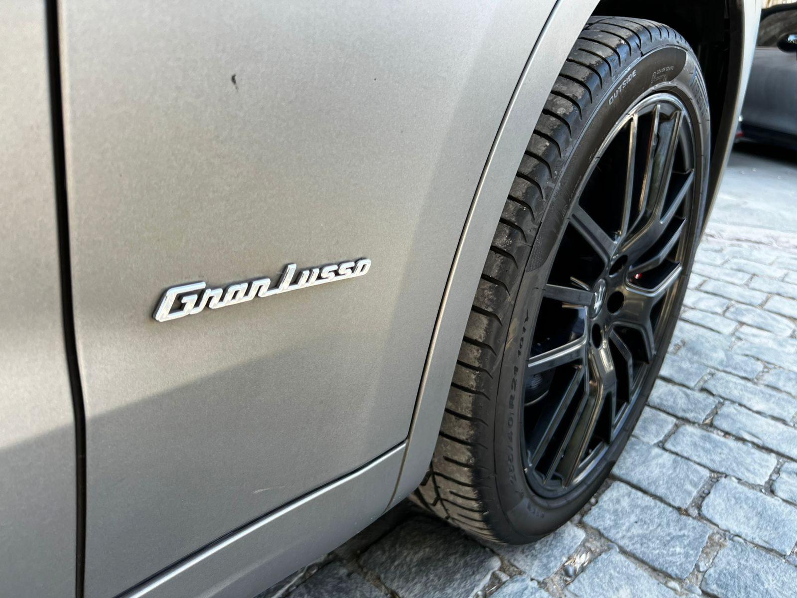 Maserati LEVANTE GRAN LUSSO S 3.0 2018 - Imagen 7 de 8