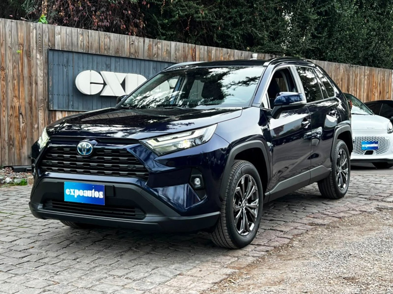 Toyota RAV 4 XLE HYBRID CVT 2.5 2024 - Imagen 3 de 10