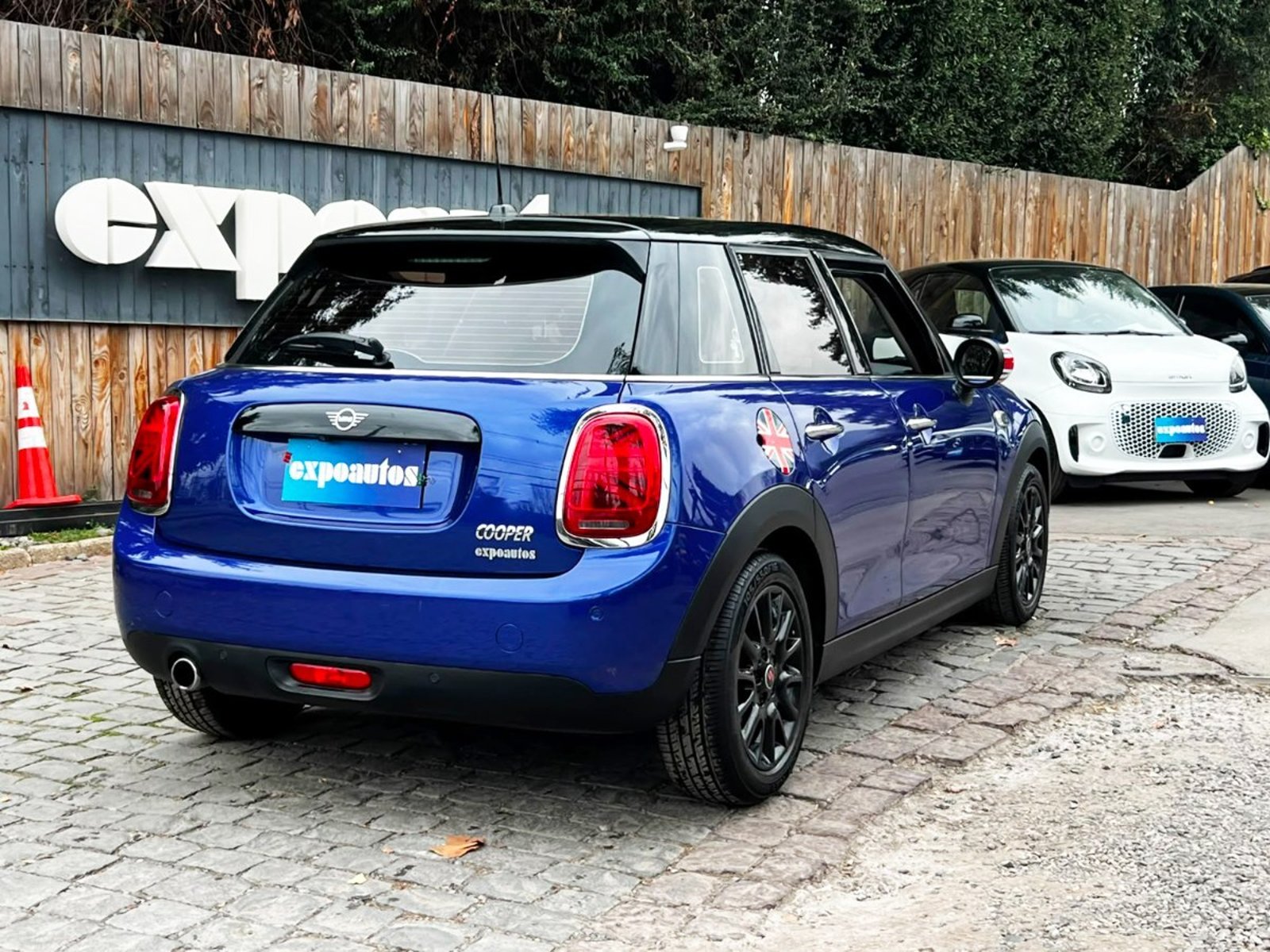 Mini COOPER 1.5T AT 2019 - Imagen 6 de 10