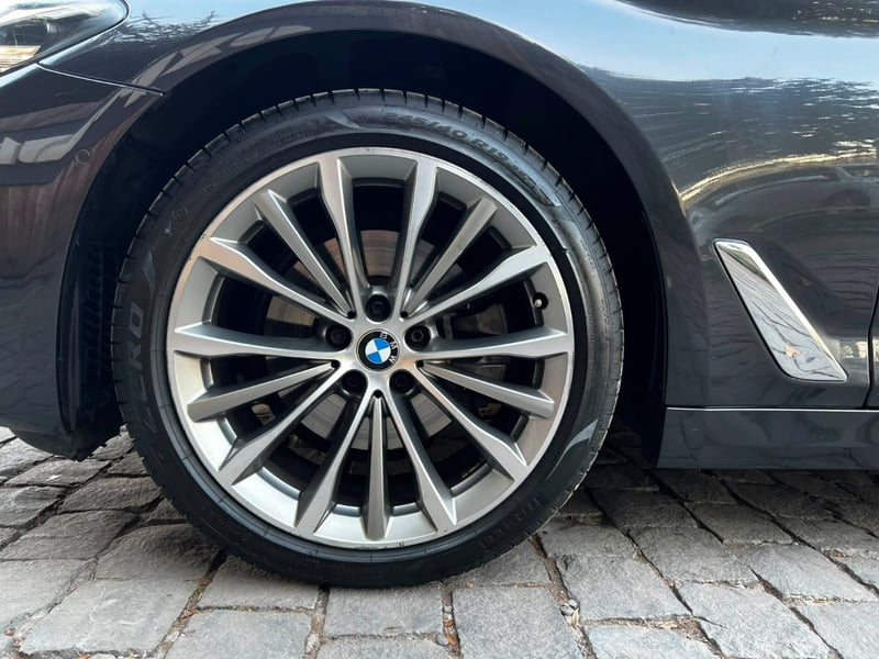 BMW 520 D HERITAGE 2.0 2022 - Imagen 9 de 10