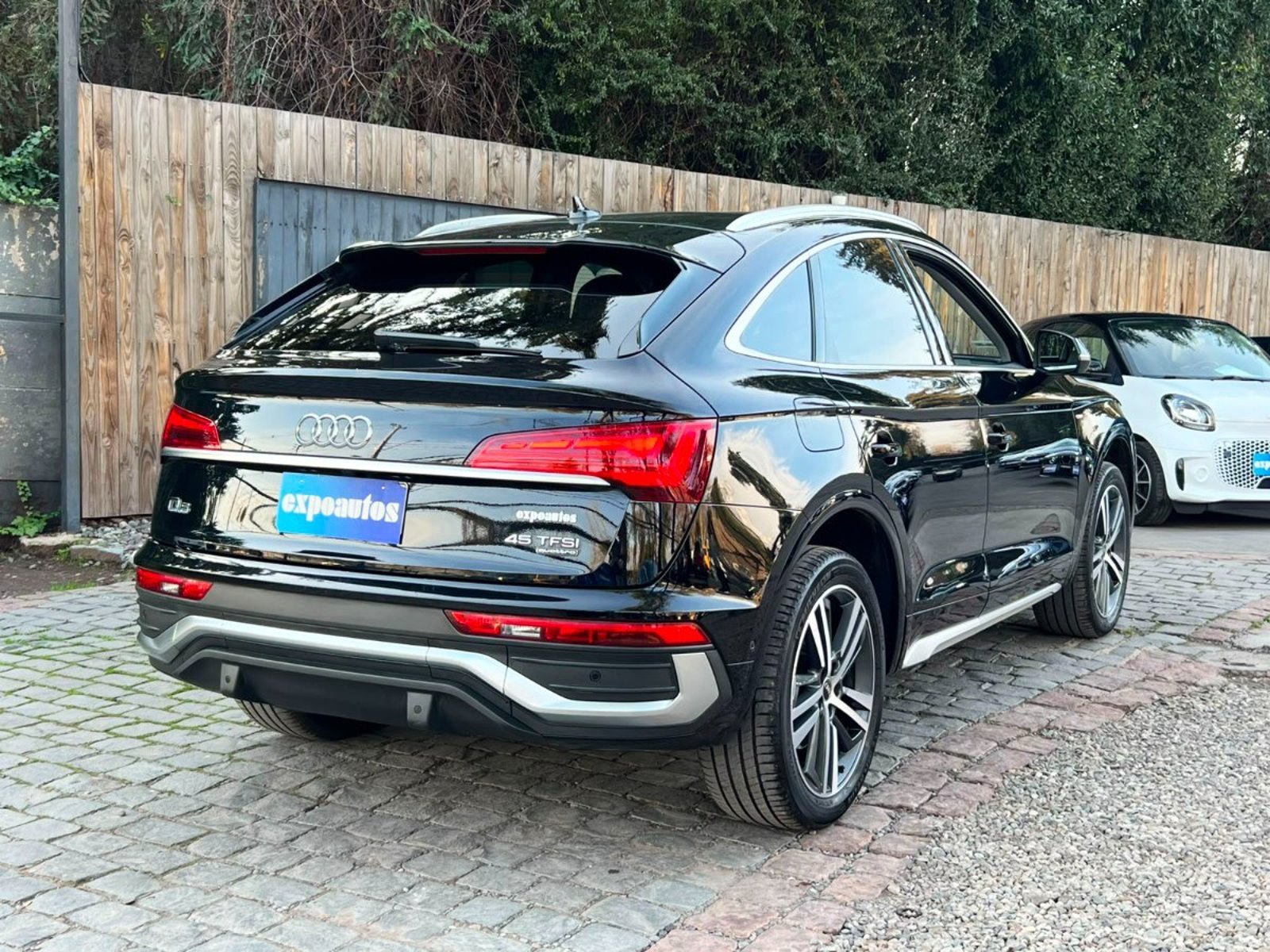 Audi Q5 SPORTBACK 45 TFSI QUATTRO S LINE 2024 - Imagen 4 de 10
