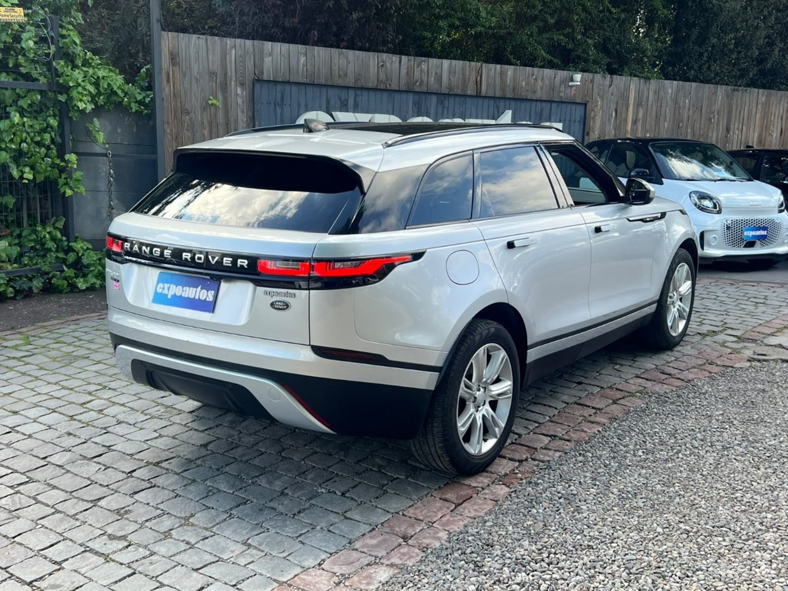 Land Rover VELAR SE 2.0 DIESEL 2018 - Foto 4 de 10