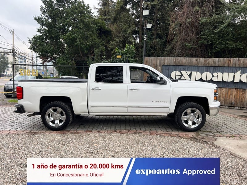Chevrolet SILVERADO LTZ 5.3 4WD 2015 - Imagen 7 de 10