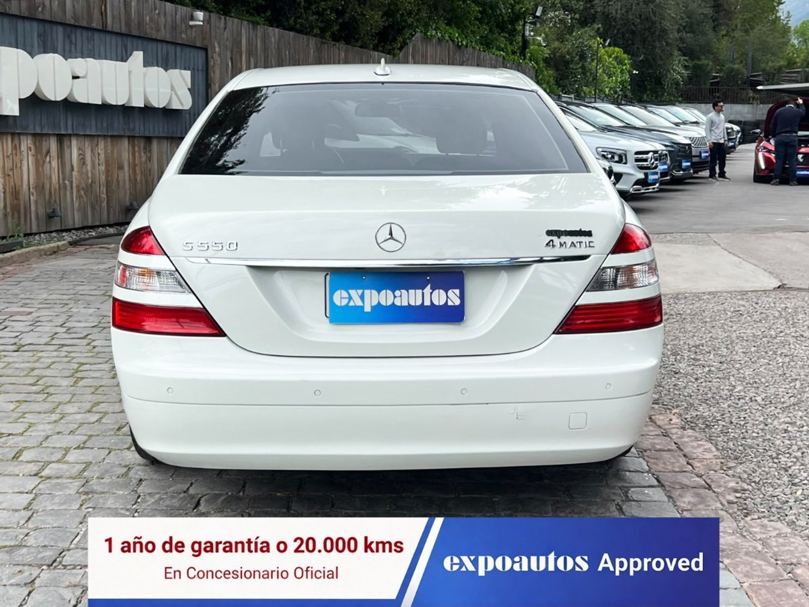 Mercedes-Benz S550 4MATIC V8 5.5 2010 - Foto 5 de 10
