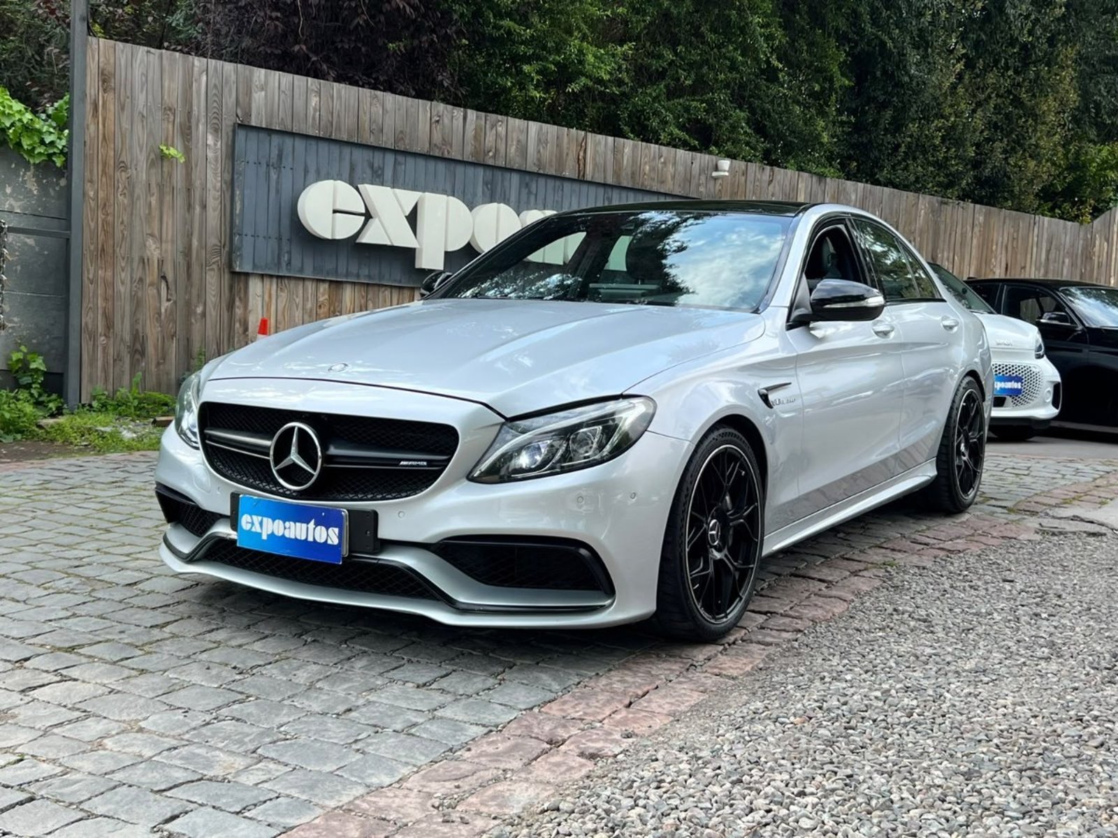 Mercedes-Benz C63 AMG 4.0 BITURBO 2016 - Foto 3 de 10