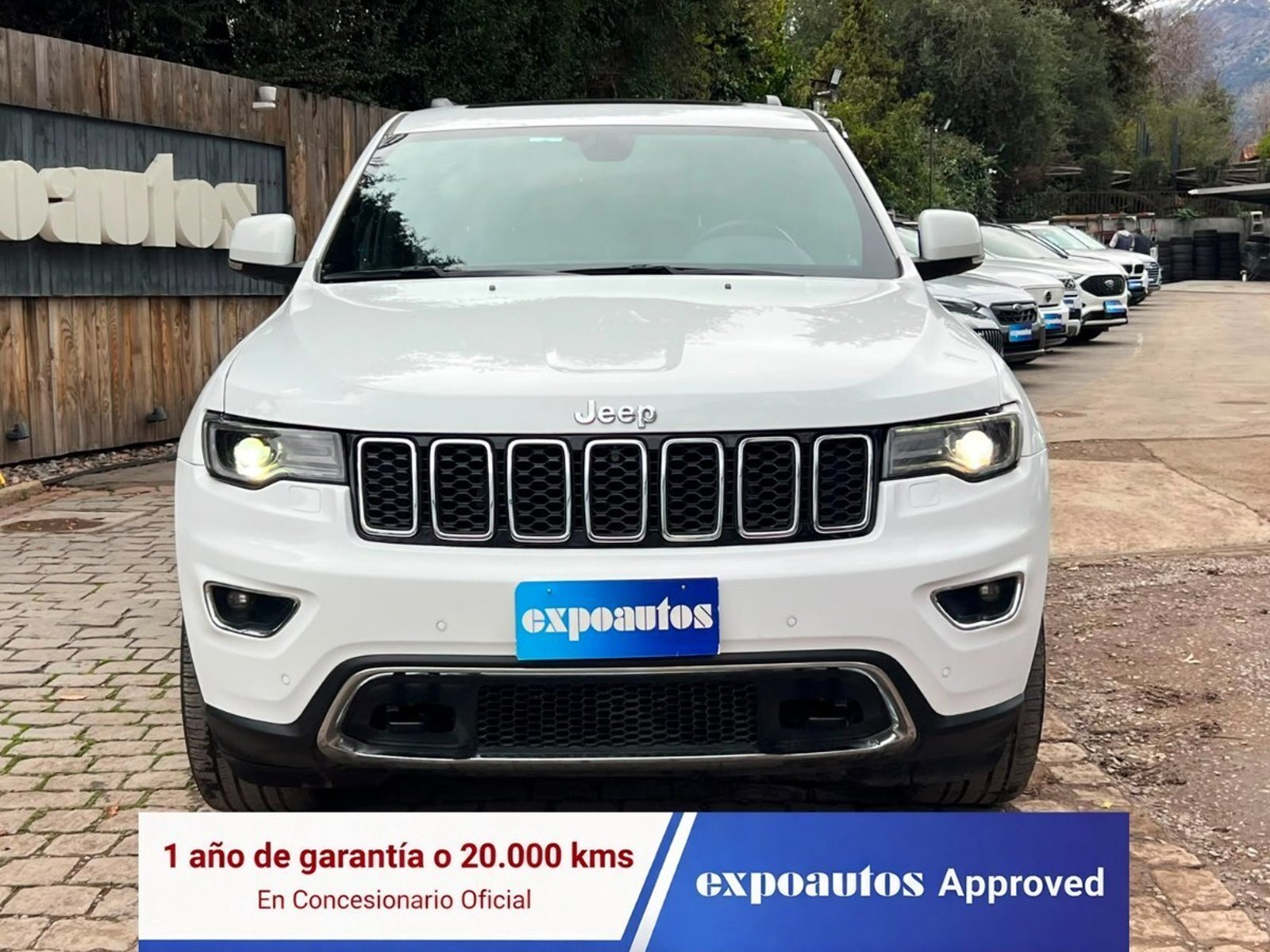 Jeep GRAND CHEROKEE LIMITED 3.6 AT 4WD 2021 - Foto 2 de 10
