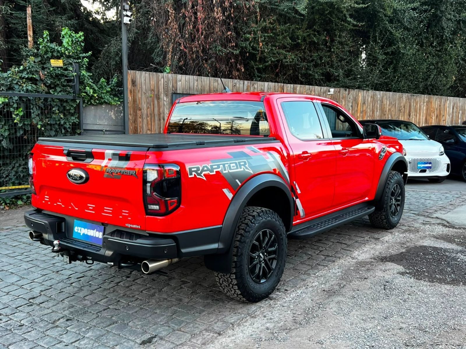 Ford RANGER RAPTOR 3.0 4WD 2025 - Foto 4 de 10