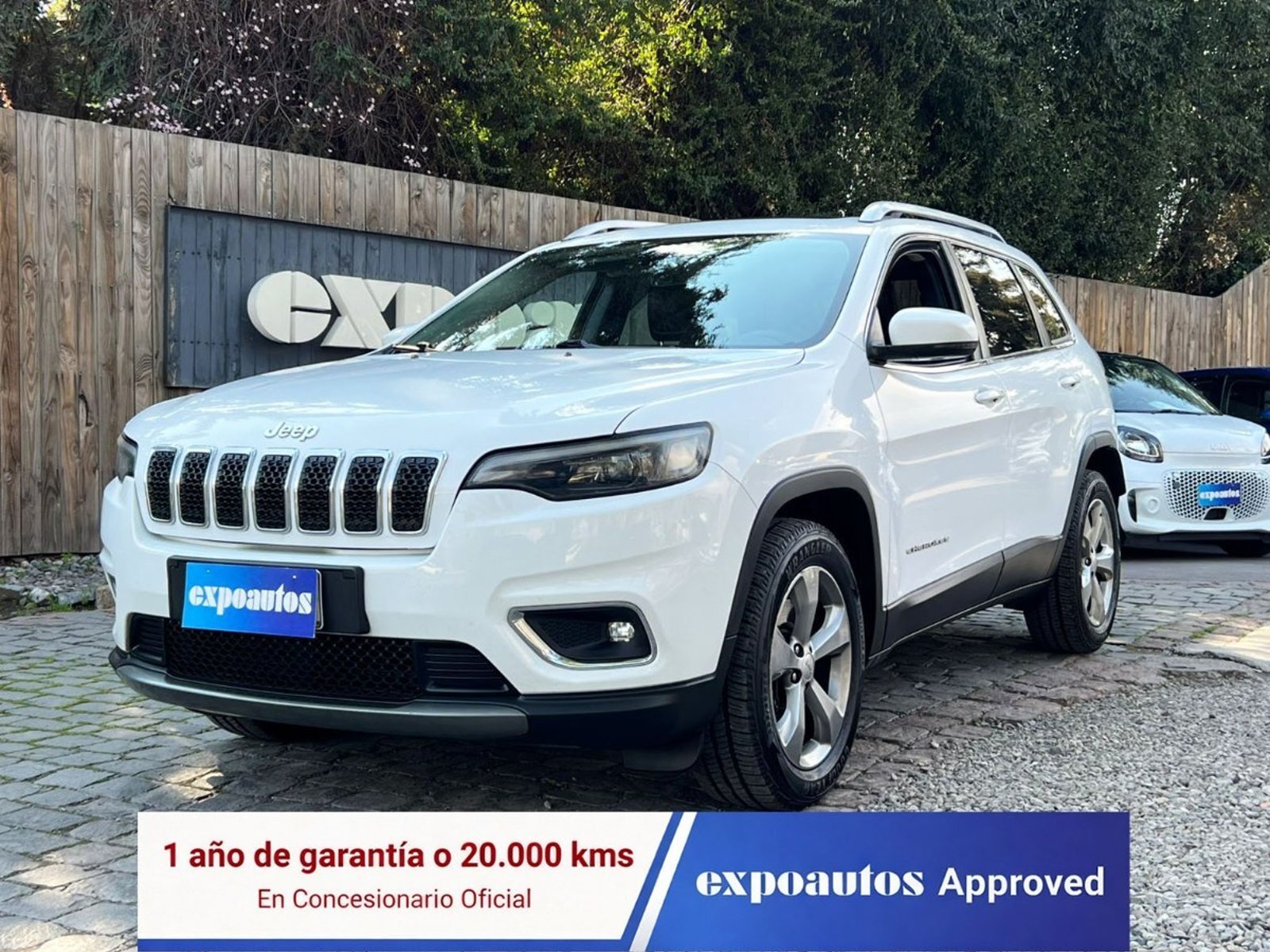 Jeep CHEROKEE LIMITED 3.2 AT 4X4 2020 - Foto 3 de 10