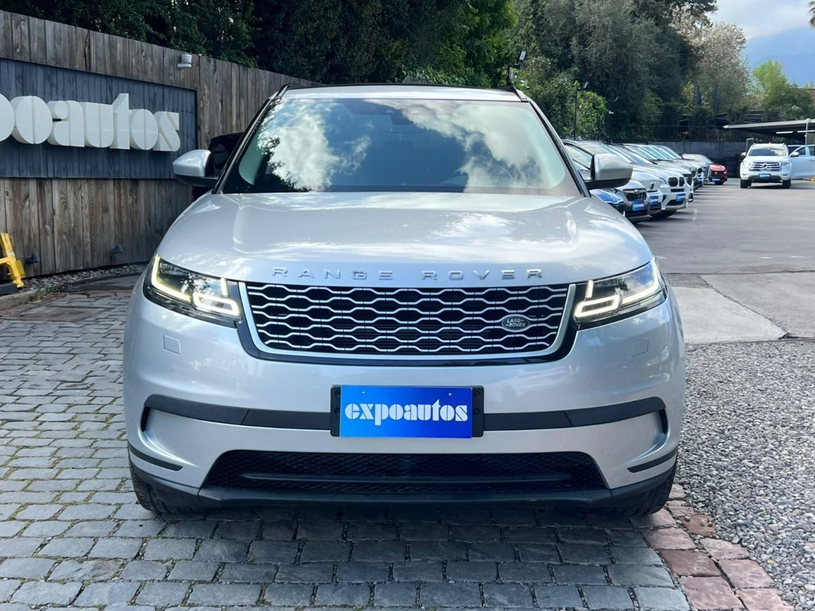 Land Rover RANGE ROVER VELAR SE 2.0 DIESEL 2018 - Foto 2 de 10