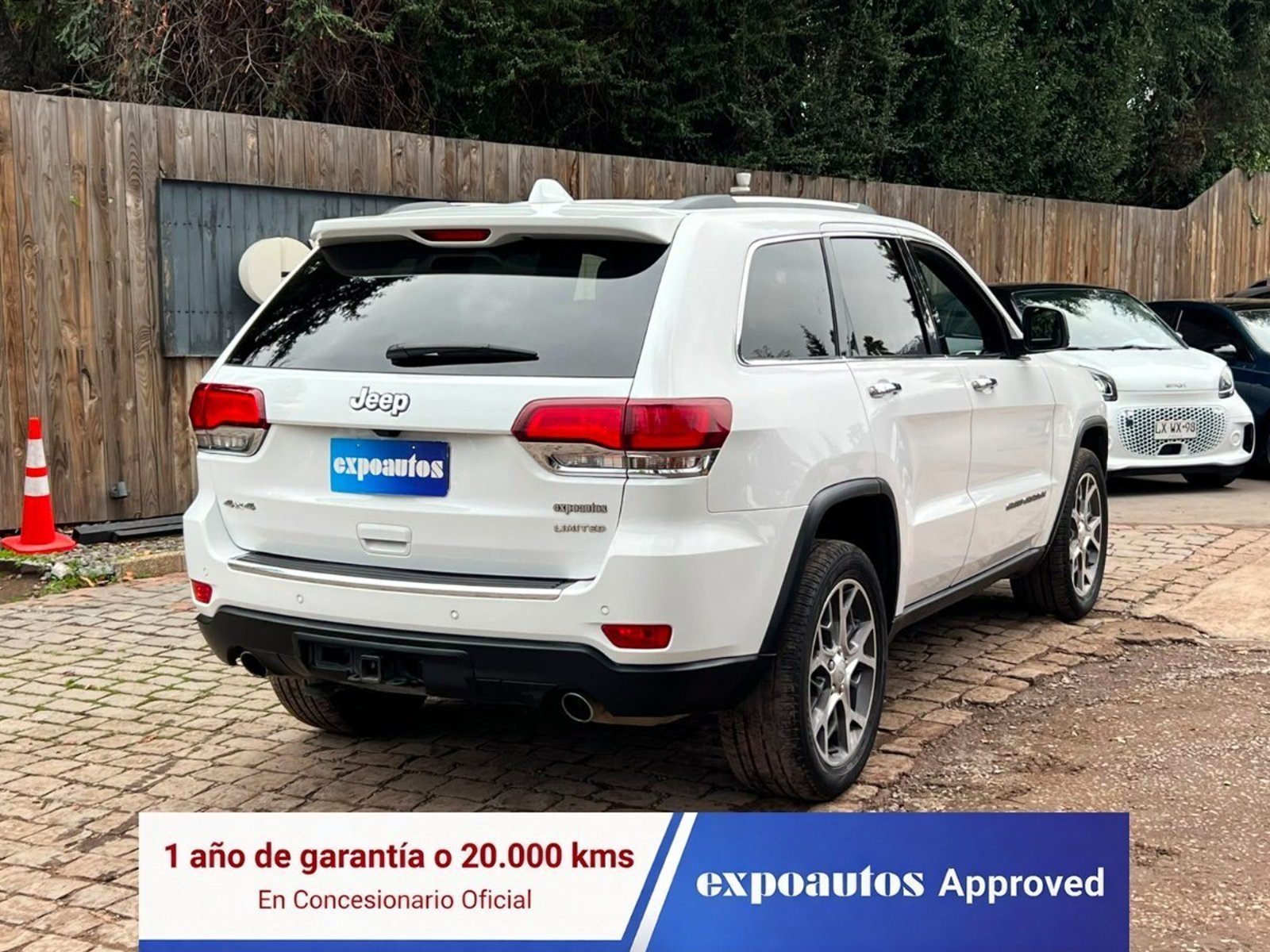 Jeep GRAND CHEROKEE LIMITED 3.6 AT 4WD 2021 - Foto 4 de 10