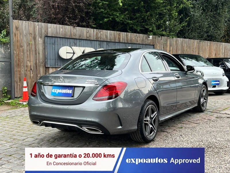 Mercedes-Benz C200 LOOK AMG 2.0 2021 - Imagen 6 de 10