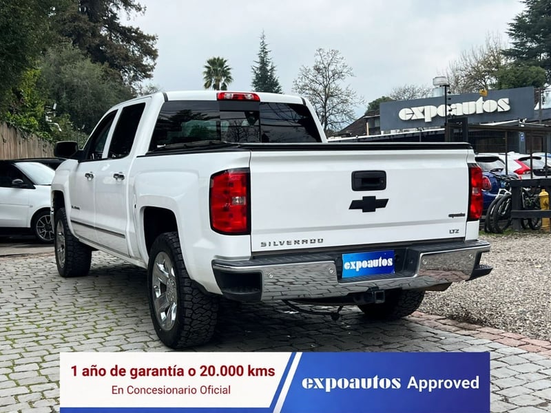 Chevrolet SILVERADO LTZ 5.3 4WD 2015 - Imagen 6 de 10