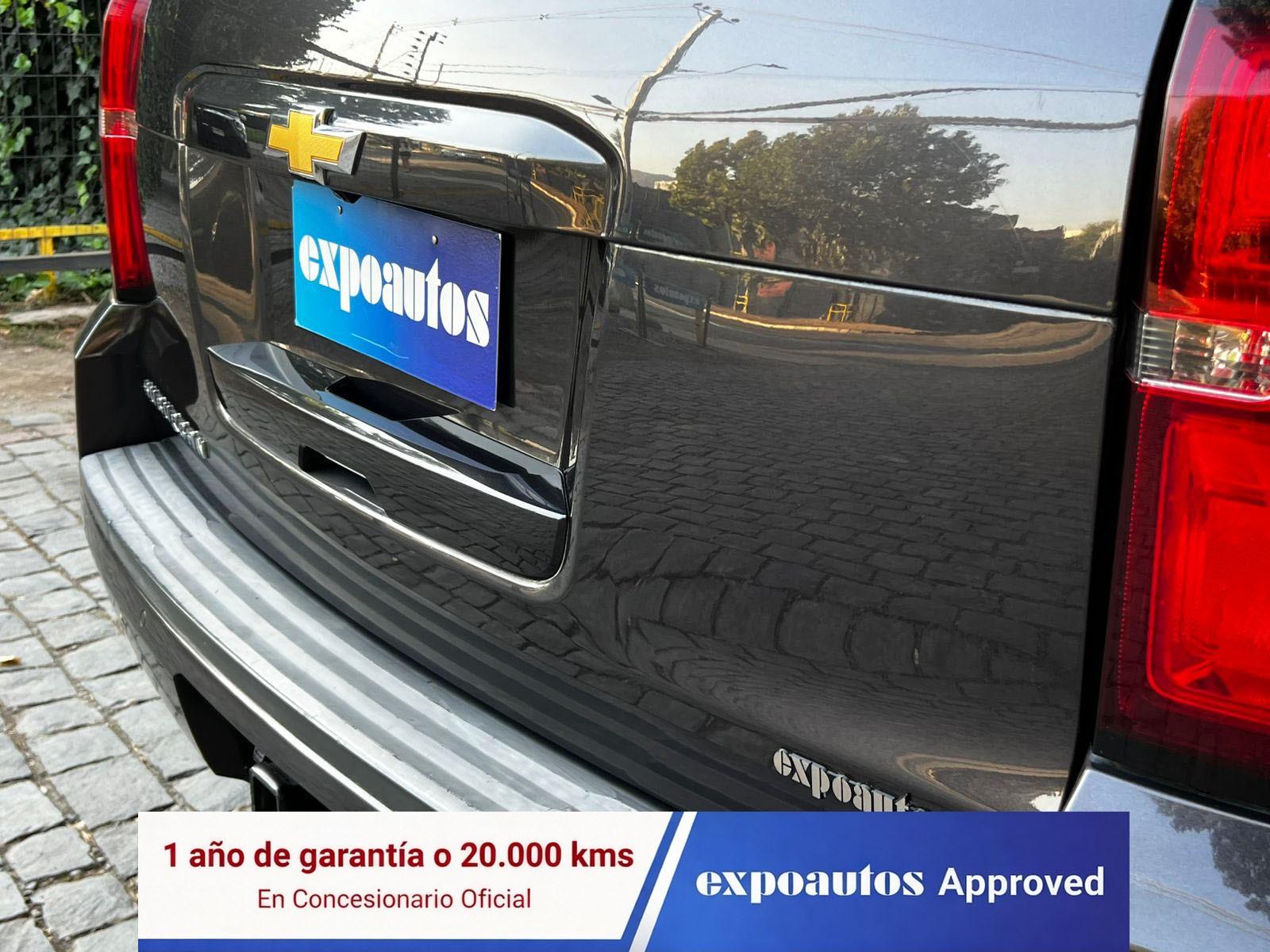 Chevrolet SUBURBAN LT 4WD 5.3 AT 2015 - Imagen 7 de 10