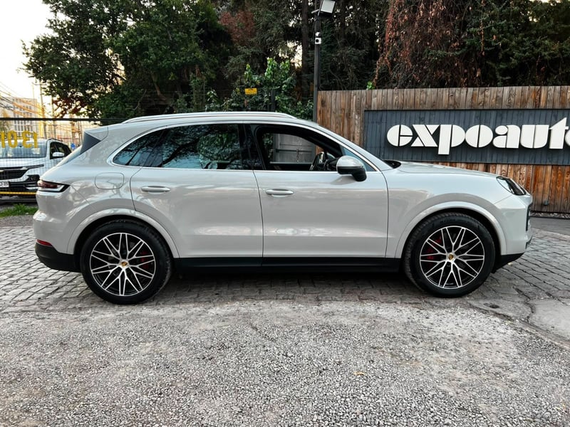 Porsche CAYENNE S V8 E3 II 4.0 2024 - Imagen 7 de 10