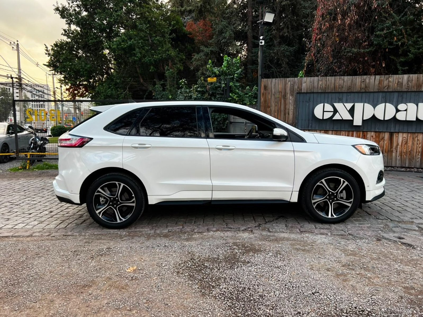 Ford EDGE ST 2.7 AWD ECOBOOST 2023 - Imagen 7 de 10