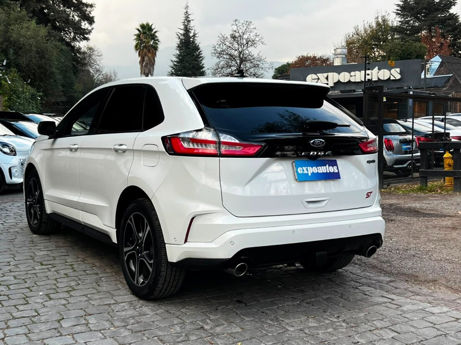 Ford EDGE ST 2.7 AWD ECOBOOST 2023 - Imagen 4 de 10