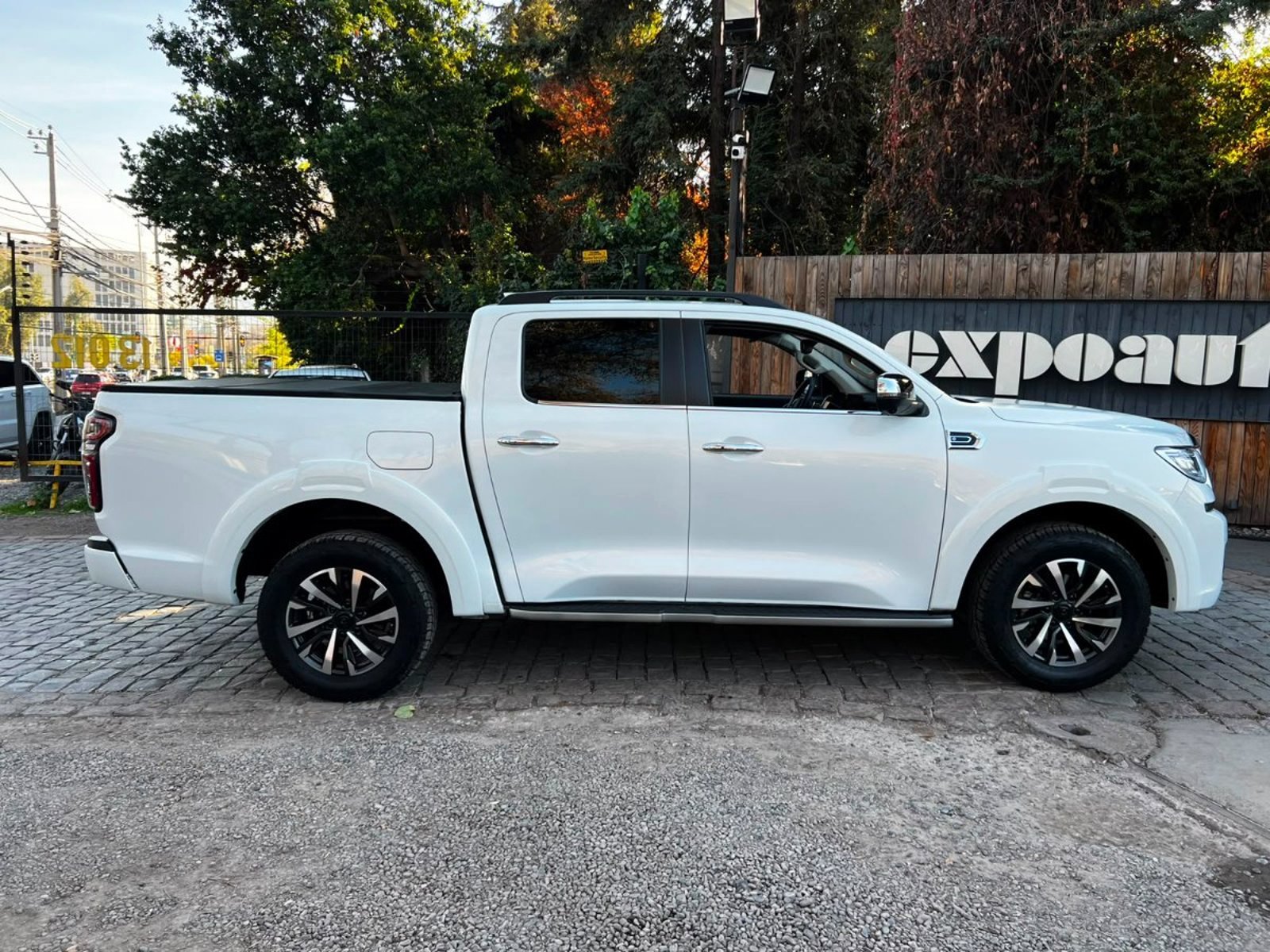 Great Wall POER PLUS DELUXE 2.0 AT 4x4 2026 - Imagen 7 de 10