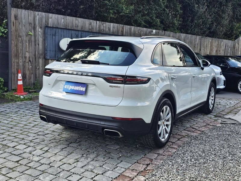 Porsche CAYENNE 3.0 TURBO 2019 - Imagen 4 de 9
