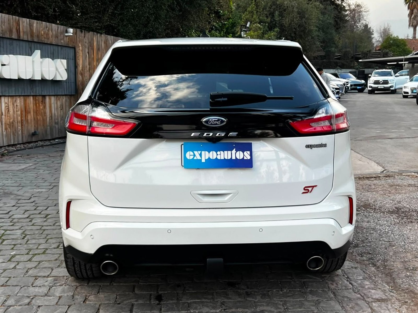 Ford EDGE ST 2.7 AWD ECOBOOST 2023 - Foto 5 de 10