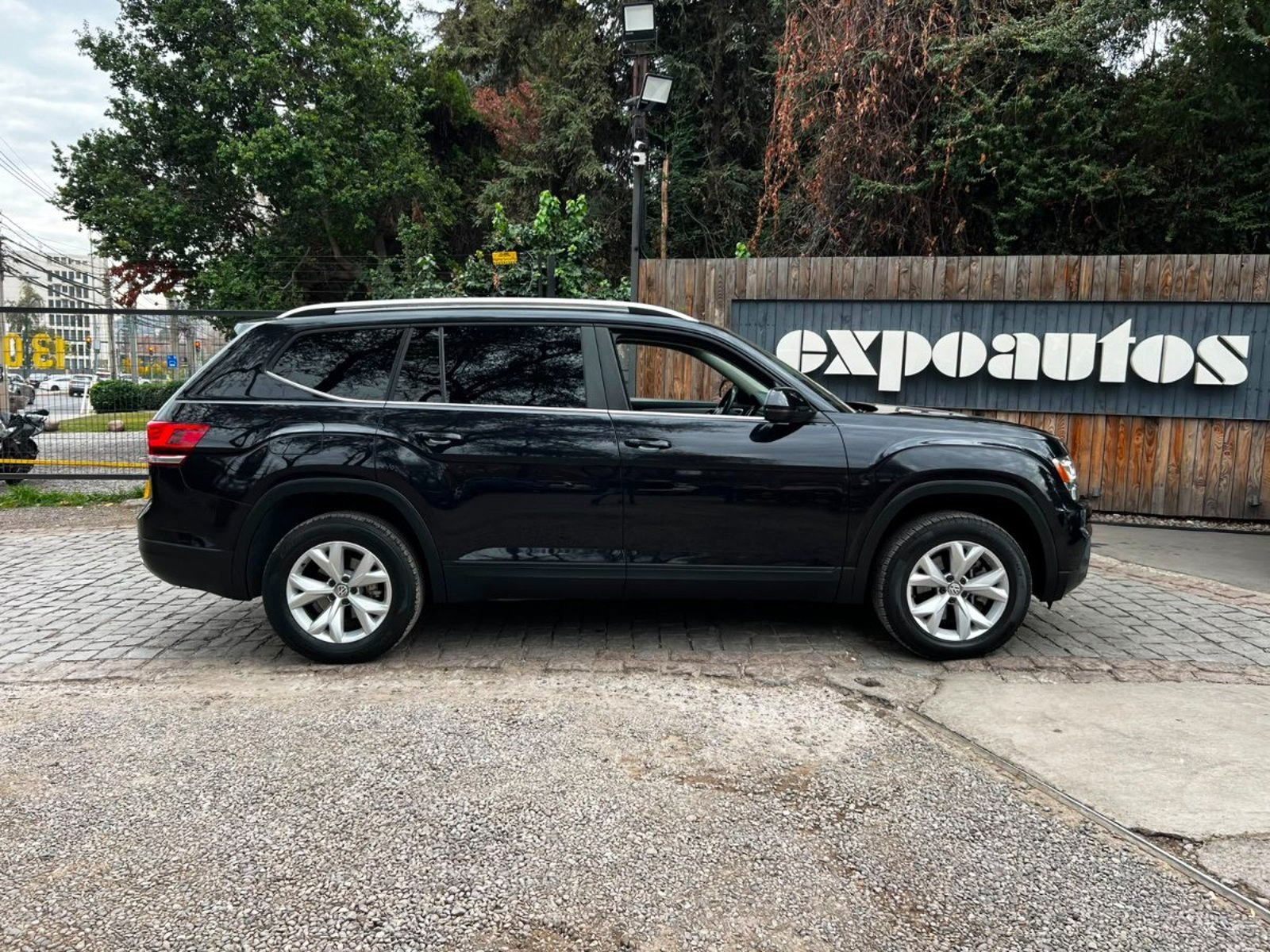 VOLKSWAGEN ATLAS COMFORTLINE 3.6 4MOTION 2020 - Imagen 7 de 10