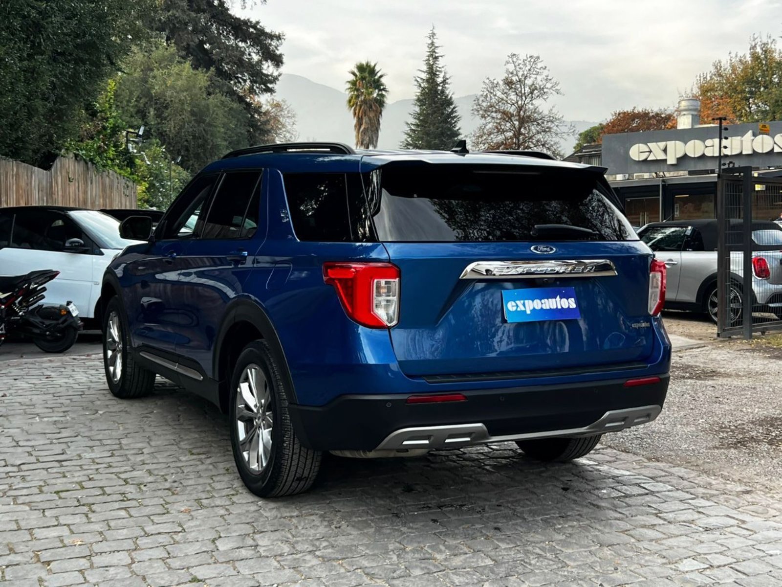Ford EXPLORER 2.3 4WD XLT ECOBOOST 2023 - Imagen 6 de 10