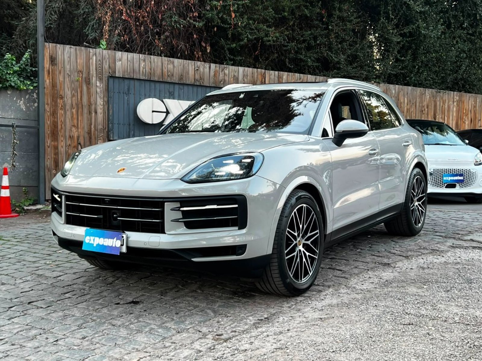 Porsche CAYENNE S V8 E3 II 4.0 2024 - Foto 3 de 10