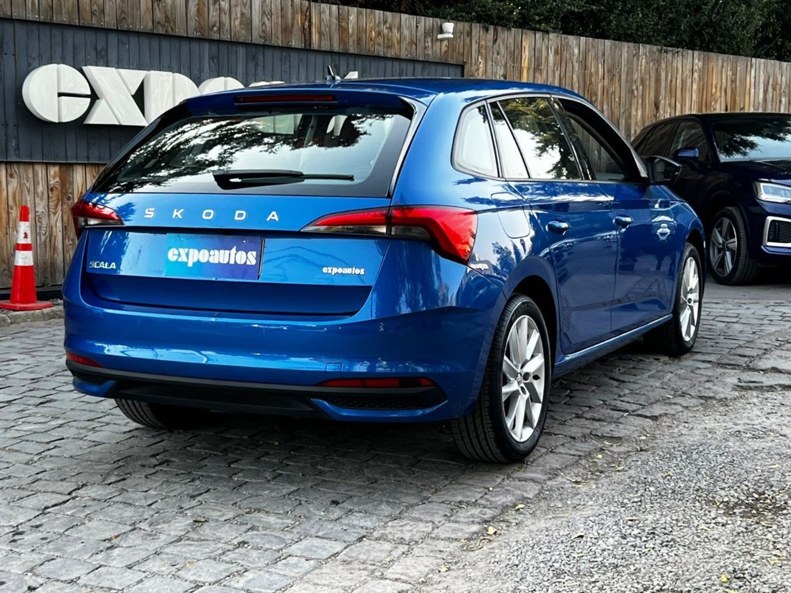 Skoda SCALA 1.5 TSI AT 2025 - Foto 4 de 10