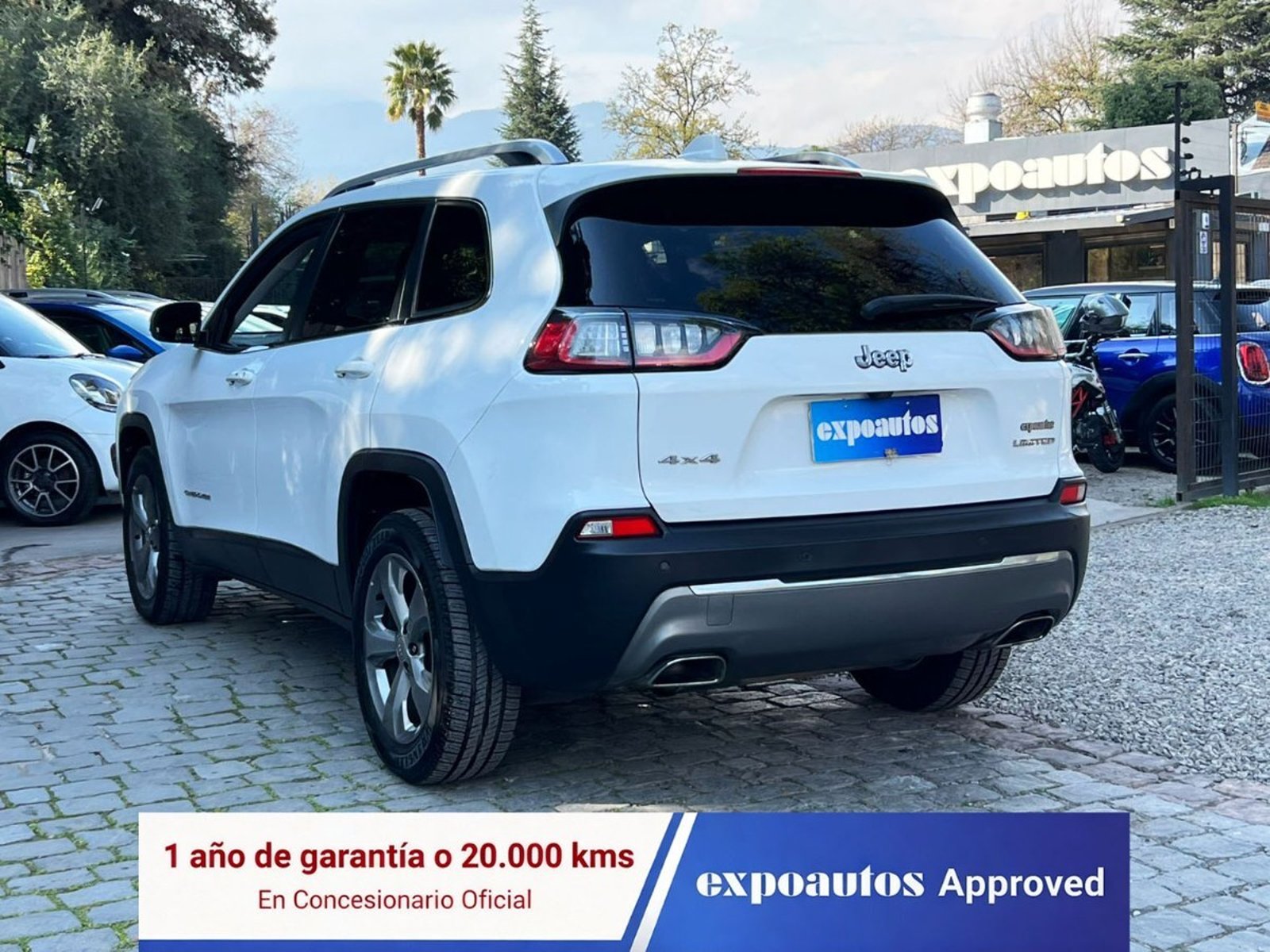 Jeep CHEROKEE LIMITED 3.2 AT 4X4 2020 - Foto 4 de 10