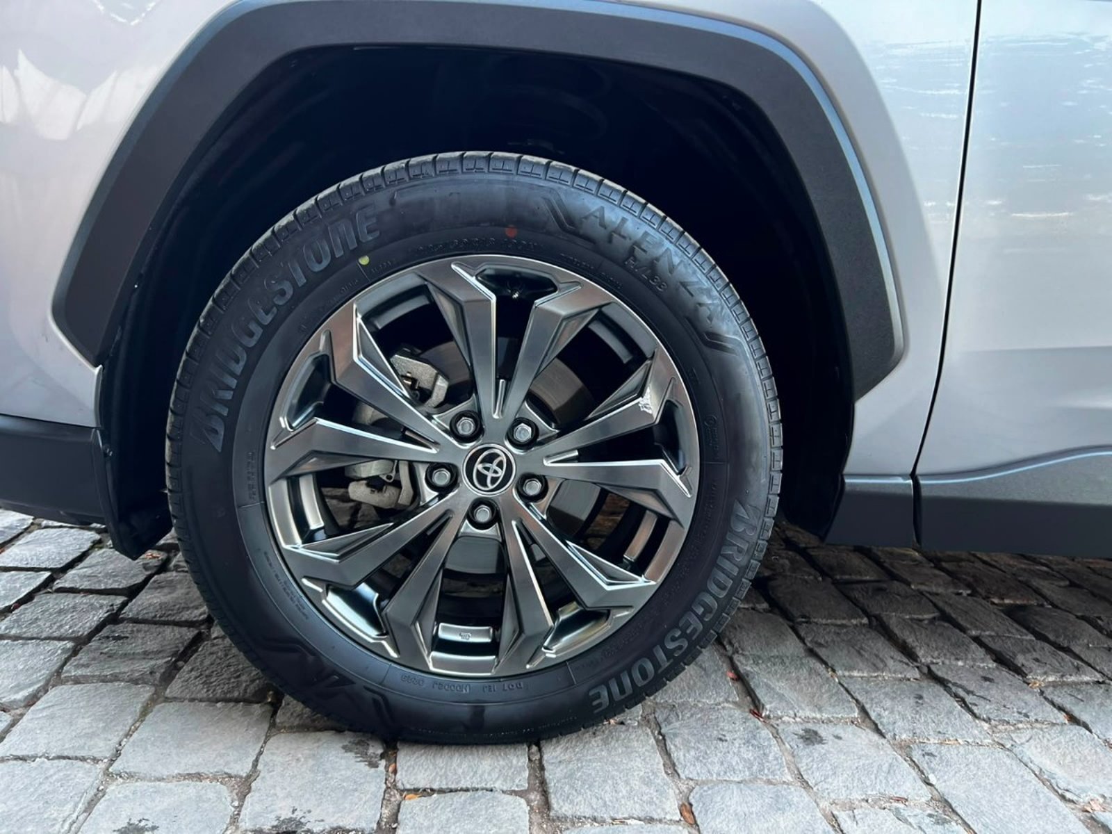 Toyota RAV 4 LIMITED CVT 2.5 HÍBRIDO 2023 - Imagen 10 de 10