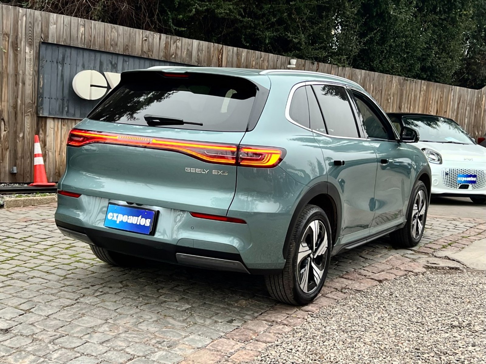 Geely EX5 EV AT ELÉCTRICO 2026 - Foto 4 de 10