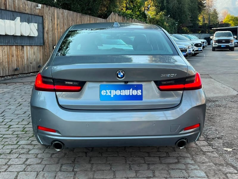 BMW 320 DYNAMIC 2.0 AT 2023 - Imagen 5 de 10