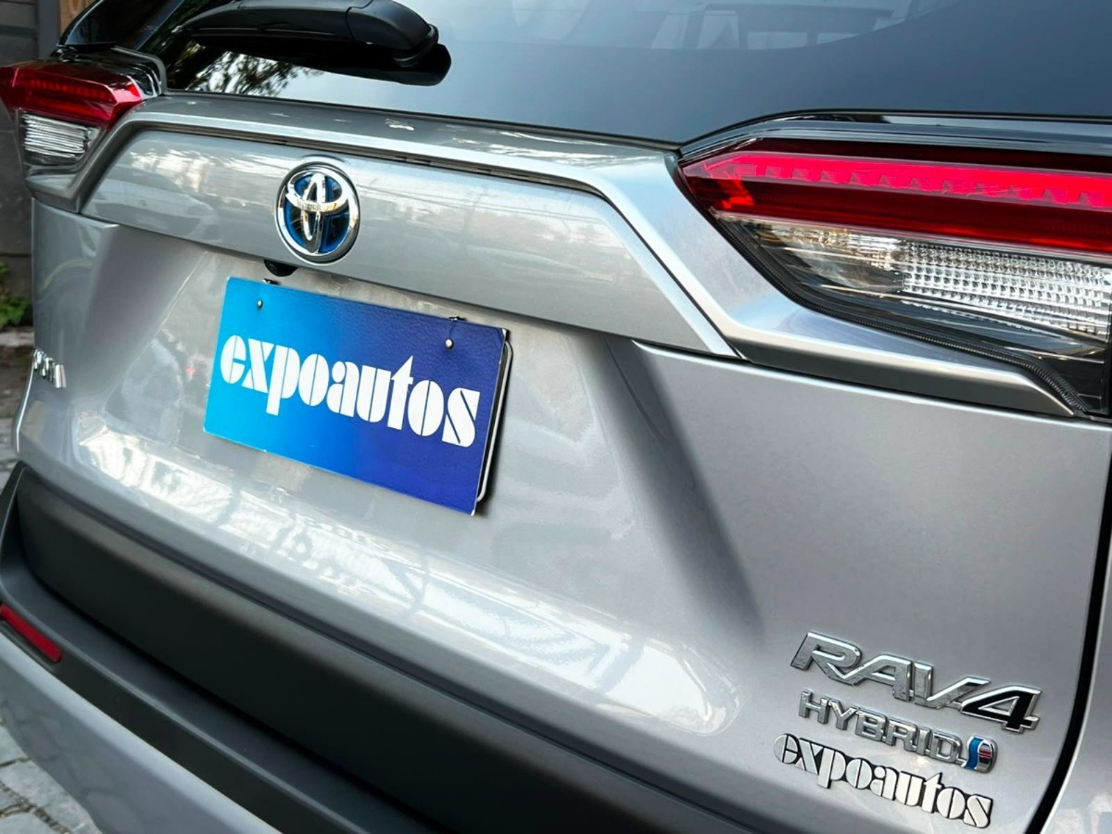 Toyota RAV 4 LIMITED CVT 2.5 HÍBRIDO 2023 - Imagen 9 de 10
