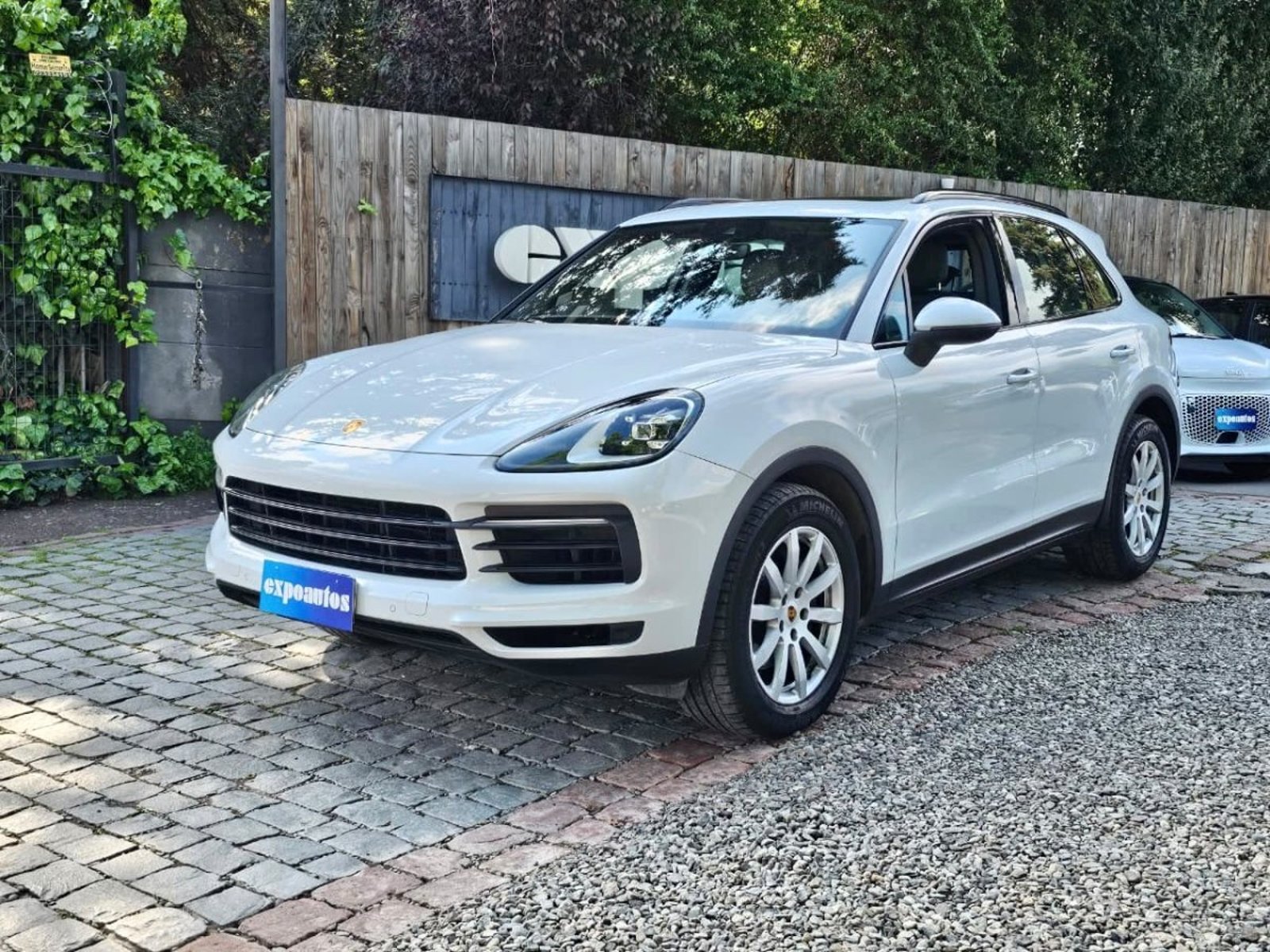Porsche CAYENNE 3.0 TURBO 2019 - Foto 3 de 9