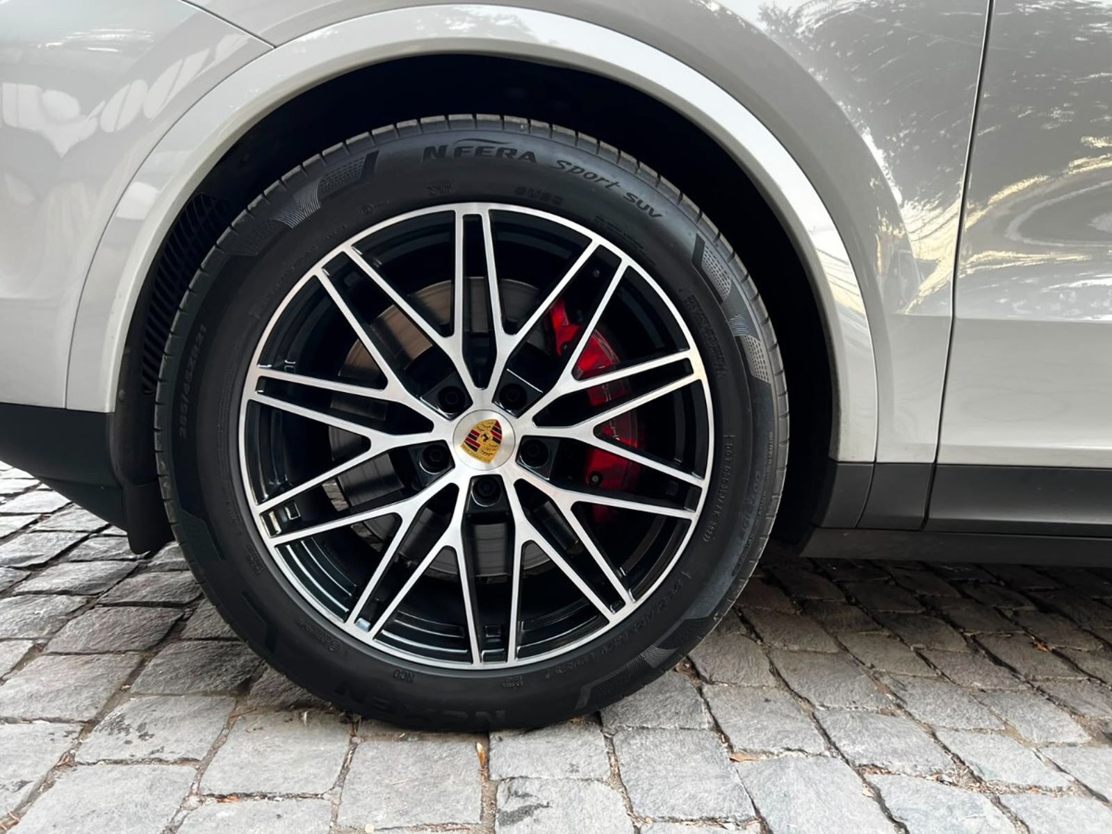 PORSCHE CAYENNE S V8 E3 II 4.0 2024 - Imagen 9 de 10