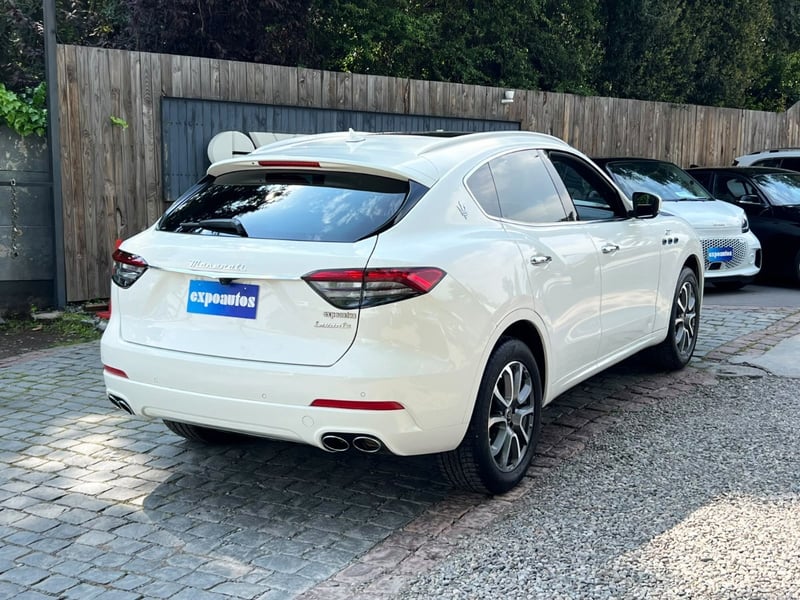 Maserati LEVANTE GT HYBRID AWD 2.0 2024 - Imagen 6 de 10