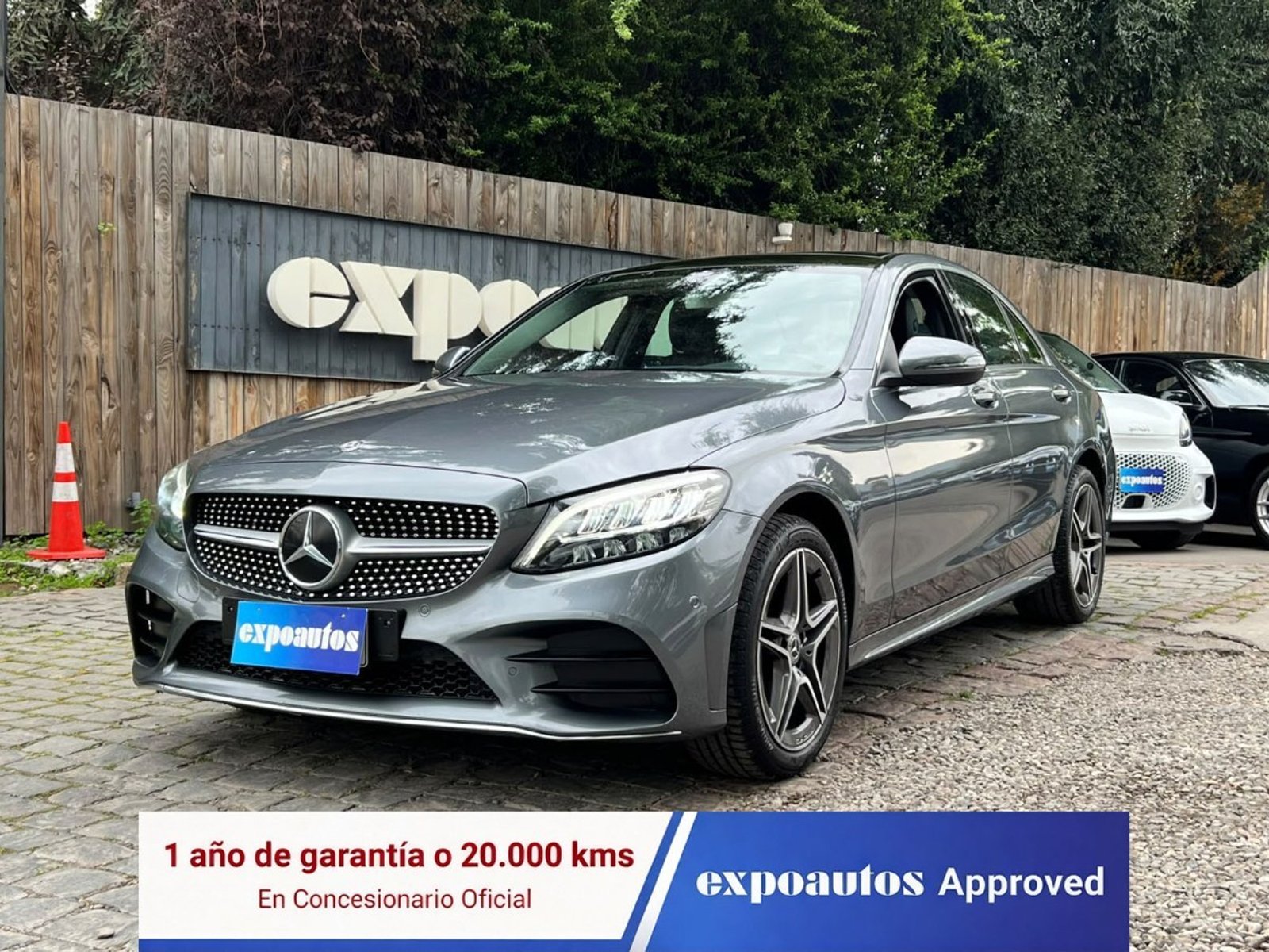 Mercedes-Benz C200 LOOK AMG 2.0 2021 - Foto 3 de 10