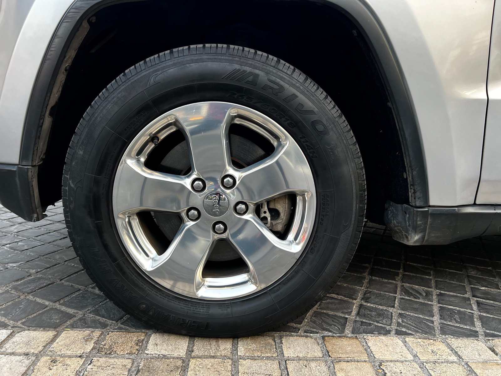 Jeep GRAND CHEROKEE 2013 - Imagen 7 de 20