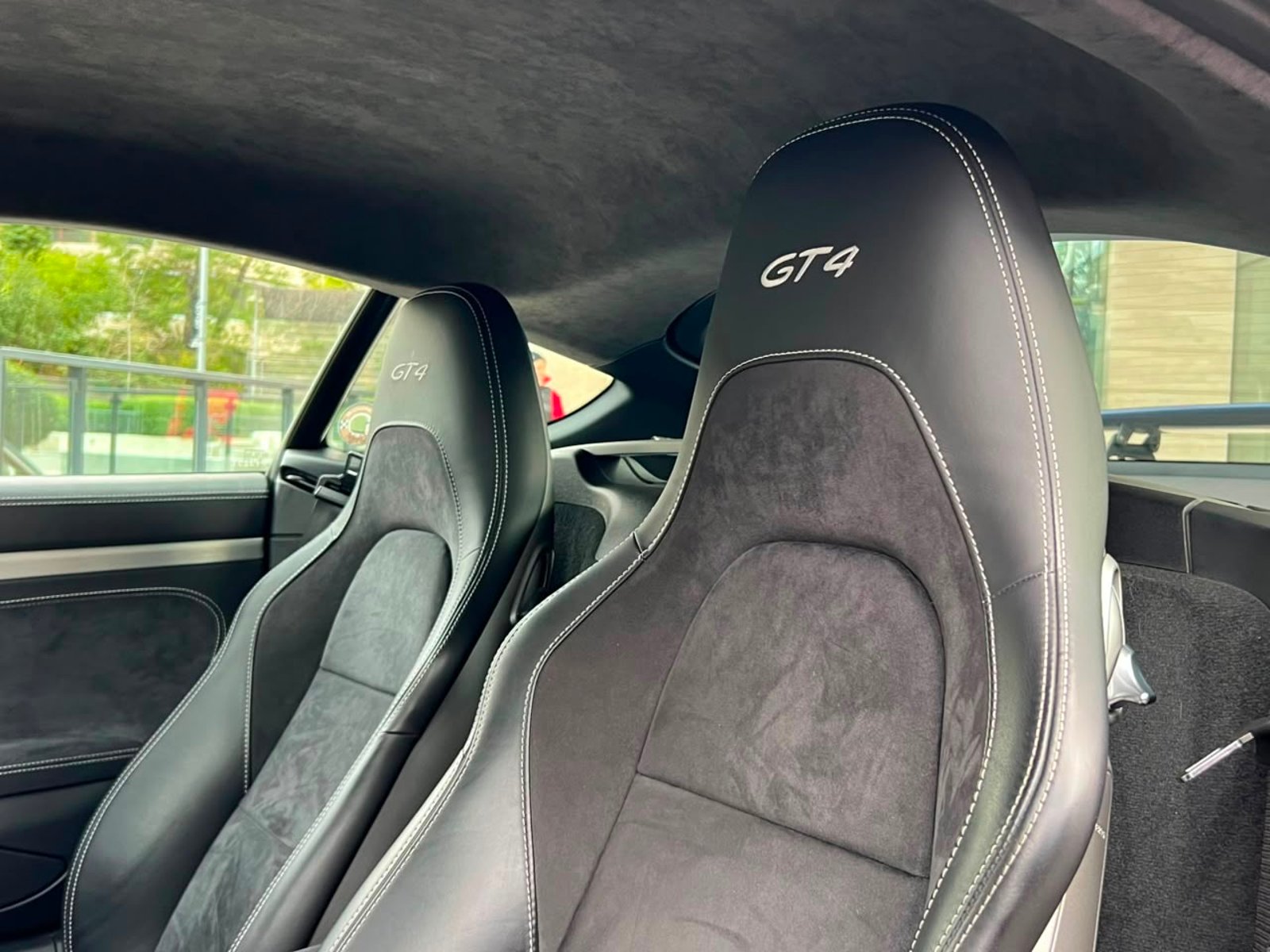 Porsche CAYMAN 2021 - Imagen 19 de 20