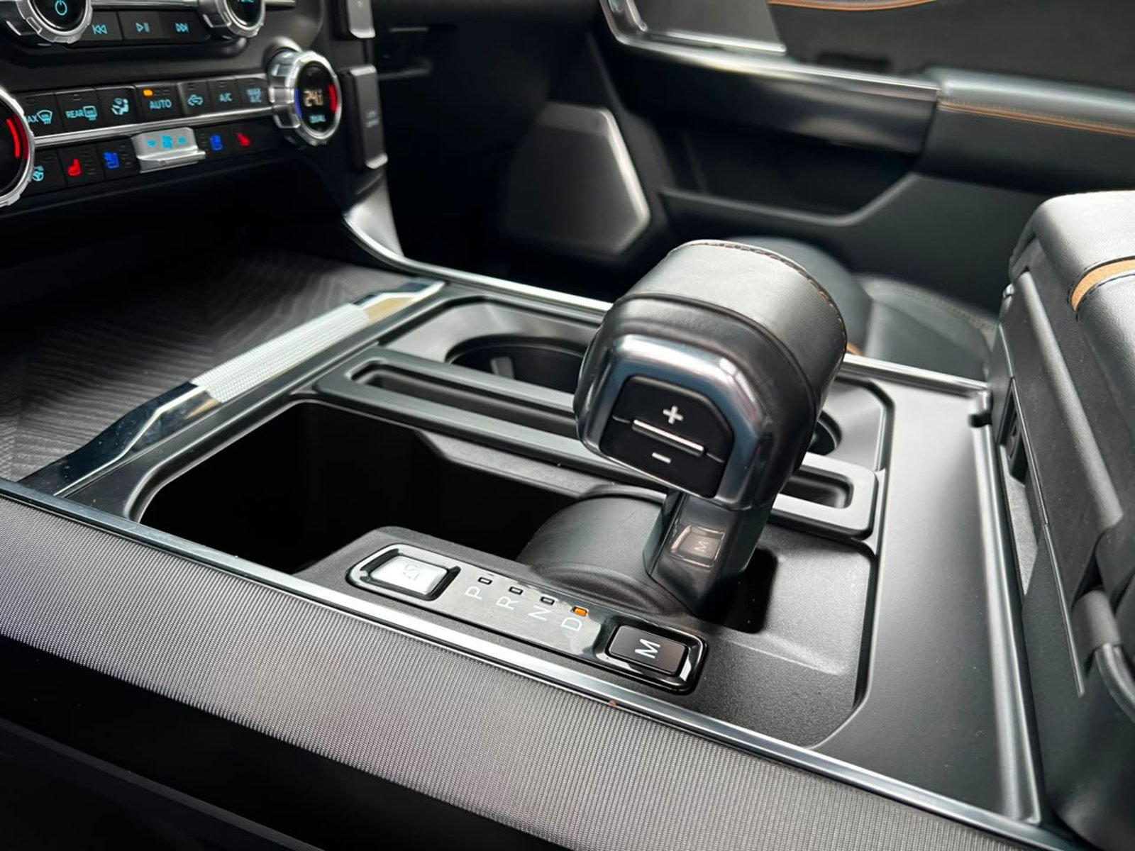 Ford F-150 2021 - Imagen 16 de 20