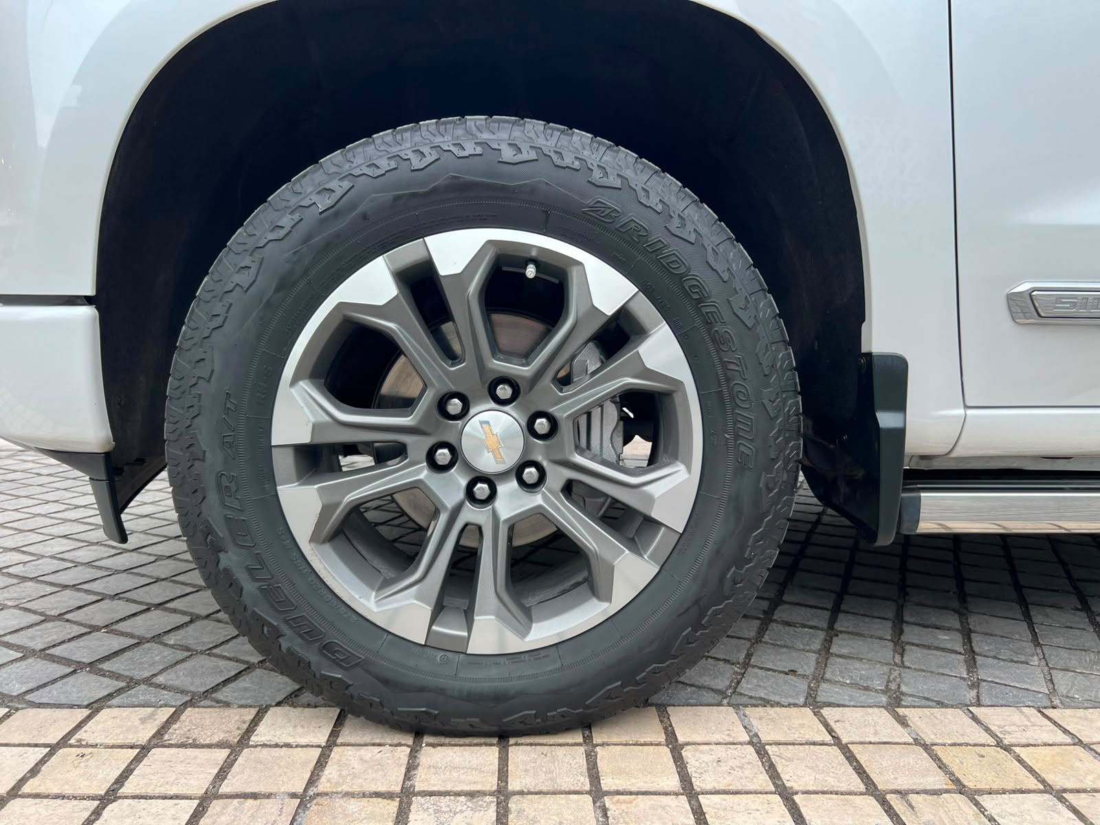 Chevrolet SILVERADO 2024 - Imagen 10 de 20