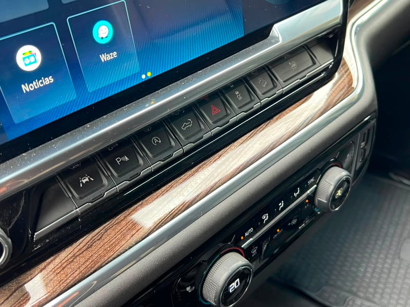 Chevrolet SILVERADO 2024 - Imagen 19 de 20
