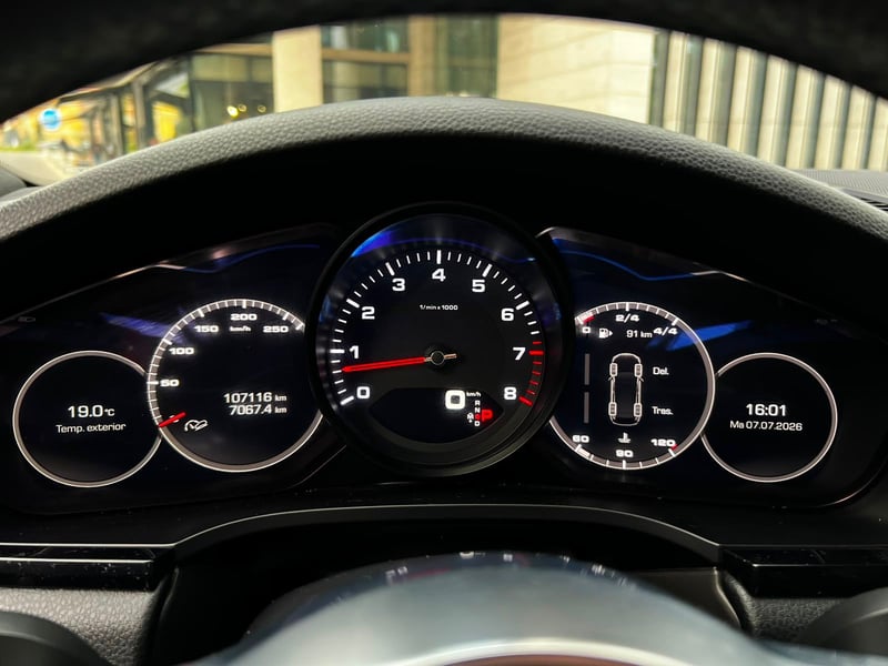 Porsche CAYENNE 2019 - Imagen 12 de 19