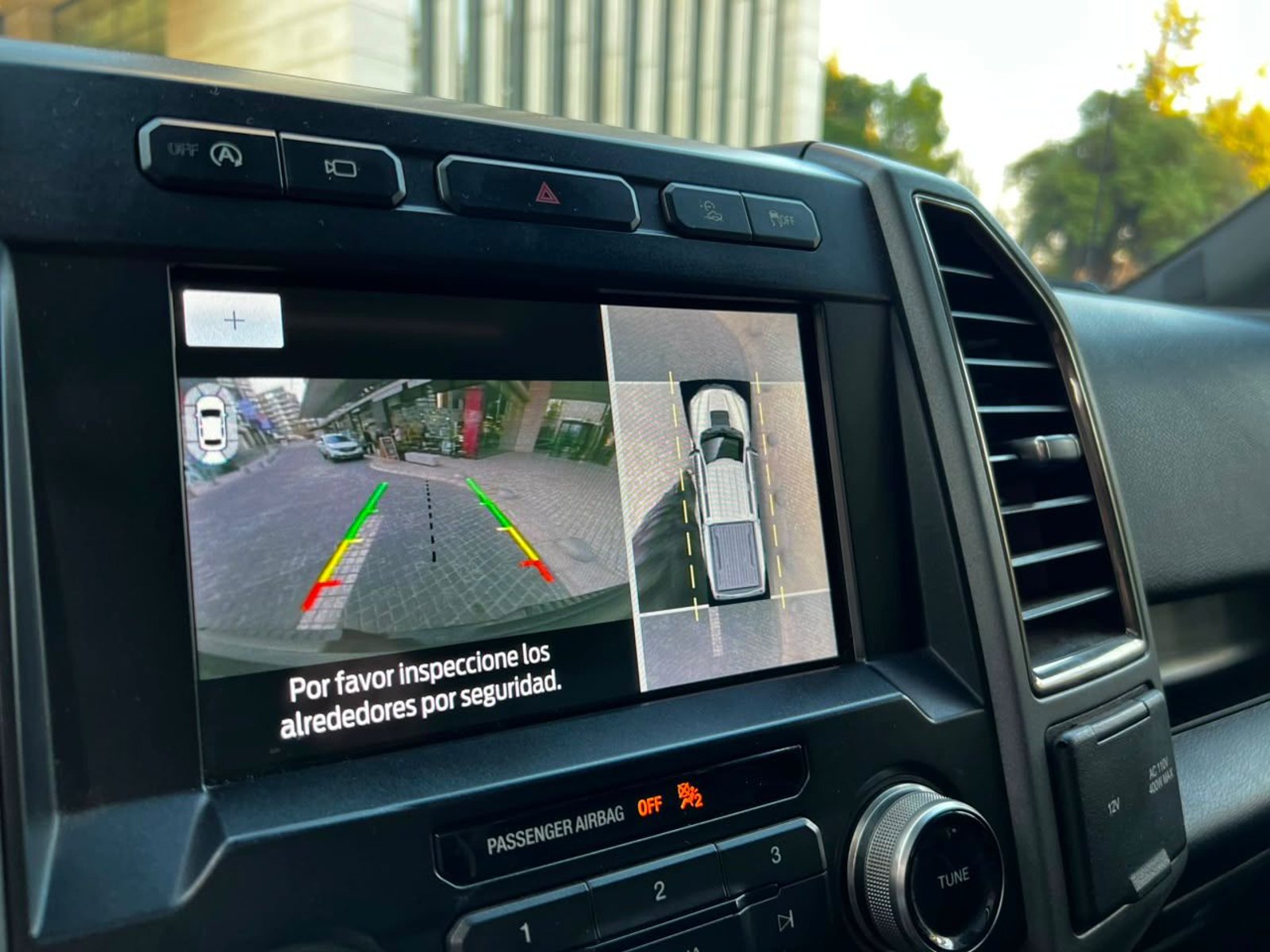 Ford F-150 2020 - Imagen 17 de 20