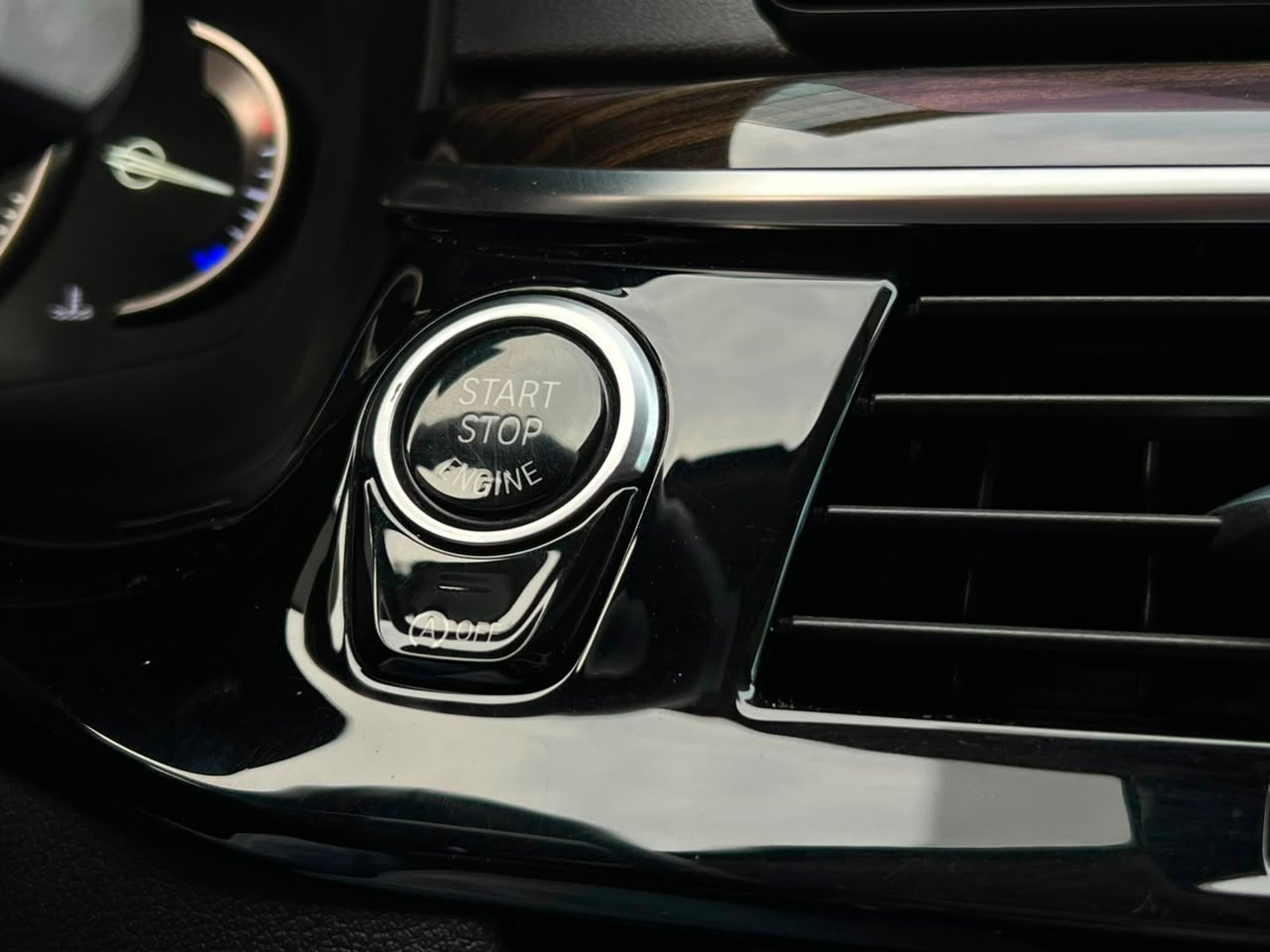 BMW 520 2019 - Imagen 13 de 20
