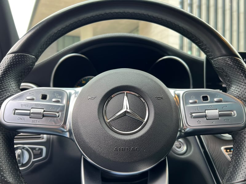 Mercedes-Benz C300 2022 - Imagen 11 de 20