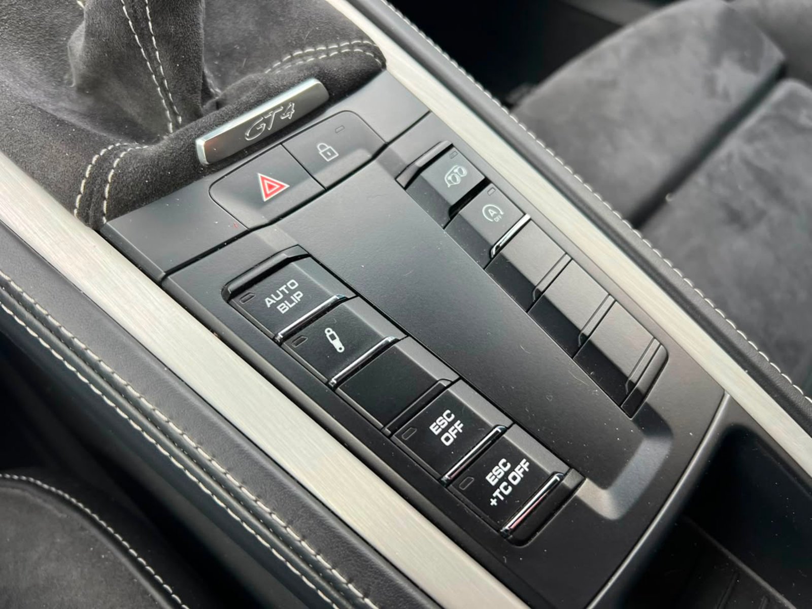 Porsche CAYMAN 2021 - Imagen 18 de 20